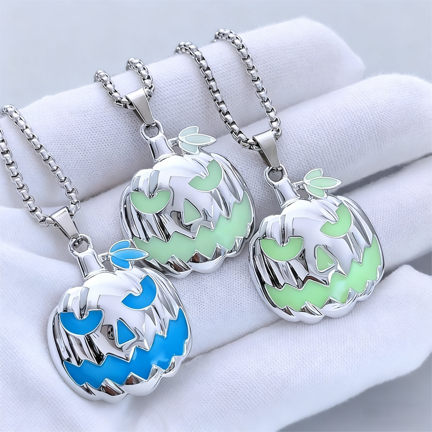Halloween Glow in the Dark Pumpkin Pendant Necklace Gift